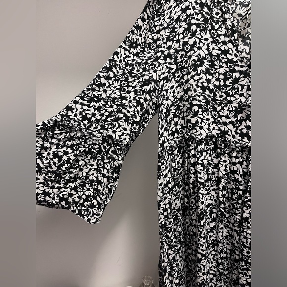 Zara wide summer beautiful dress - Picture 4 of 4